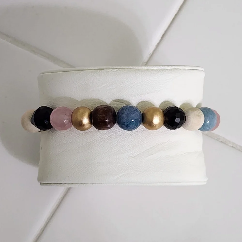 10MM Stretch Beaded Bracelet - Picture 6 of 7